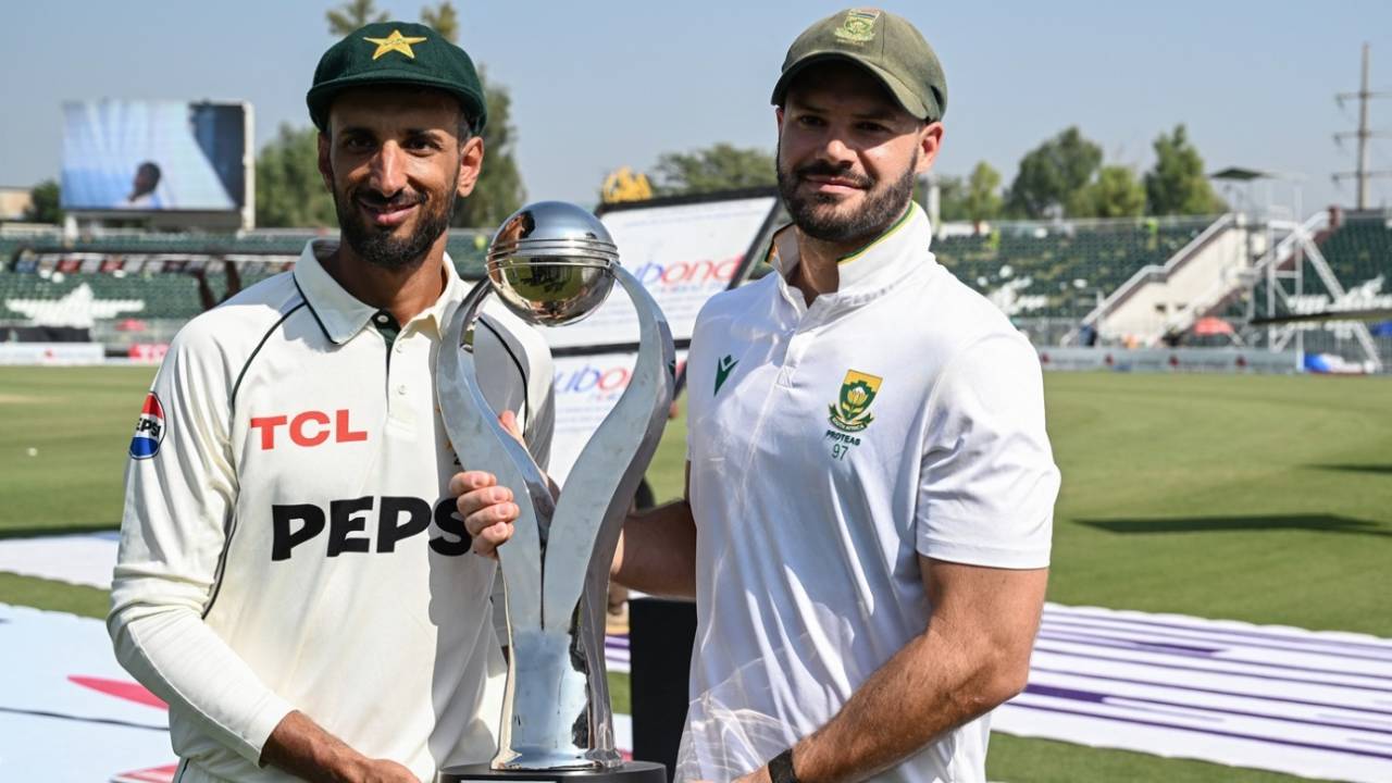 Shan Masood and Aiden Markram pose with the shared trophy after the series ended in a draw, Pakistan vs South Africa, 2nd Test, Rawalpindi, 4th day, October 23, 2025