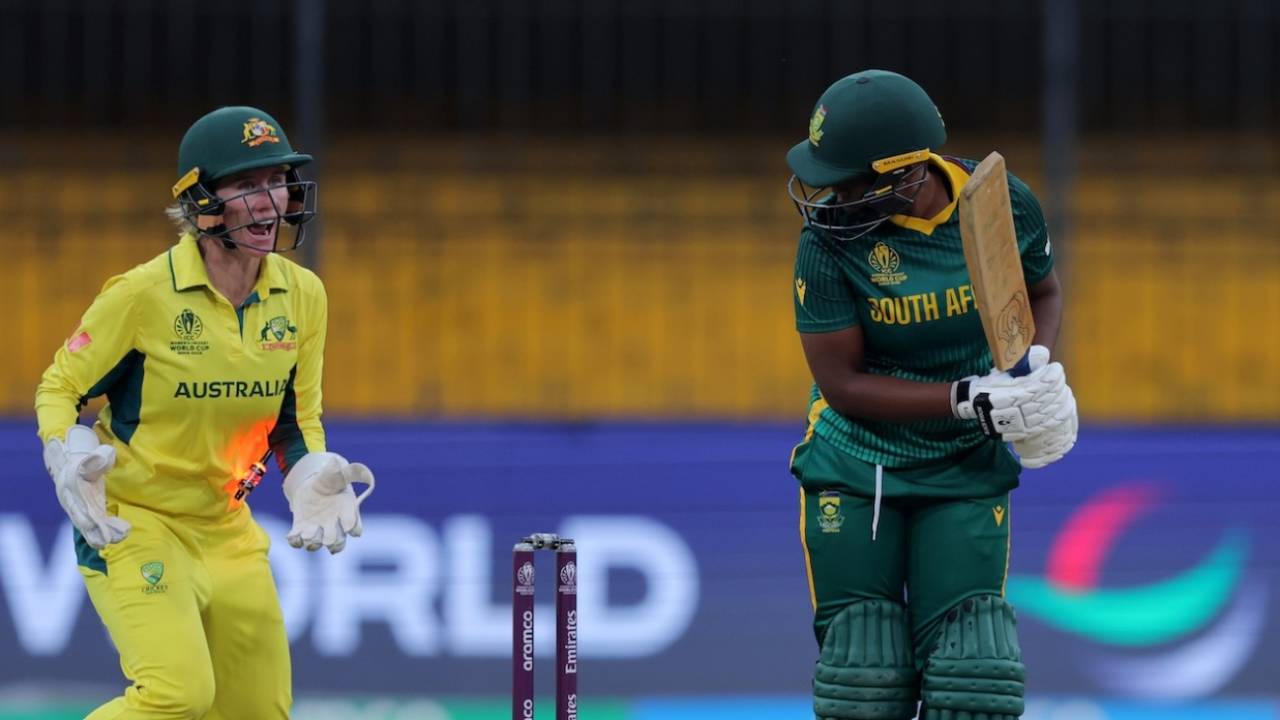Masabata Klaas lost her off stump to Alana King, Australia vs South Africa, Women's World Cup 2025, Indore, October 25, 2025
