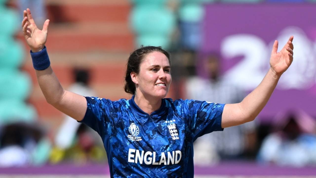 Nat Sciver-Brunt chipped in with a couple of wickets, England vs New Zealand, Women's World Cup, Visakhapatnam, October 26, 2025