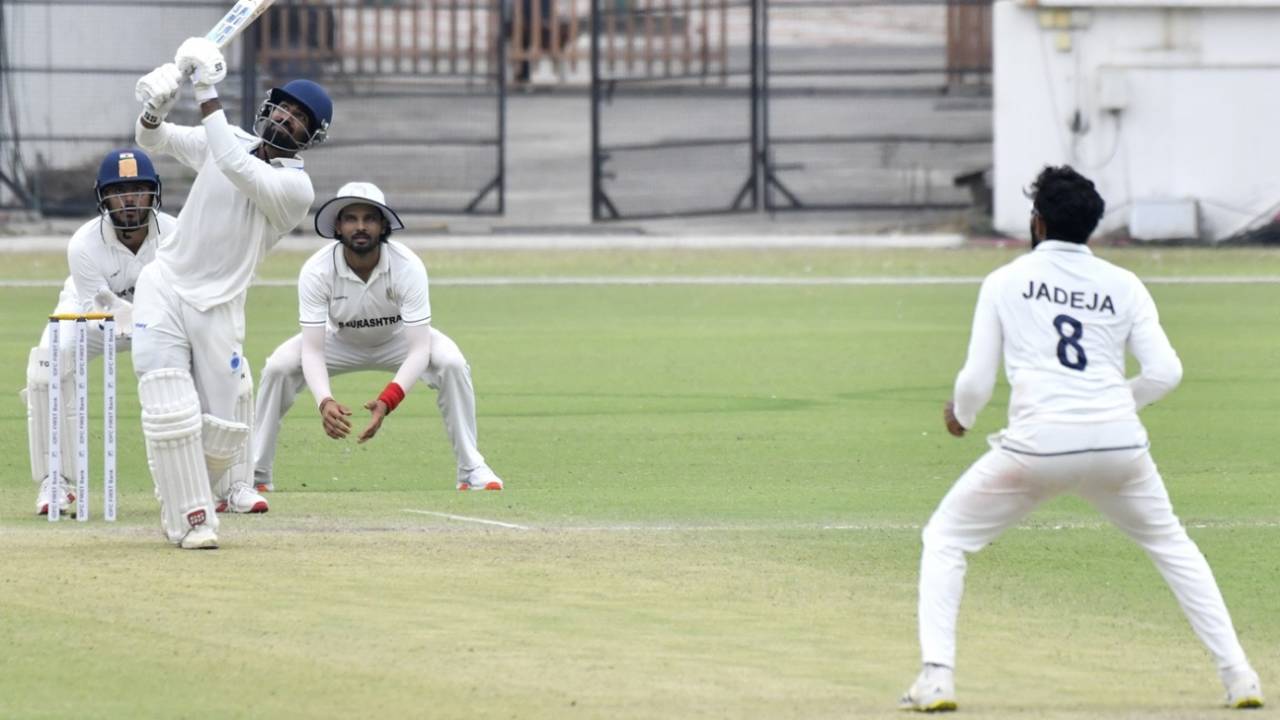 Himanshu Mantri takes on Ravindra Jadeja, Saurashtra vs Madhya Pradesh, October 26, 2025