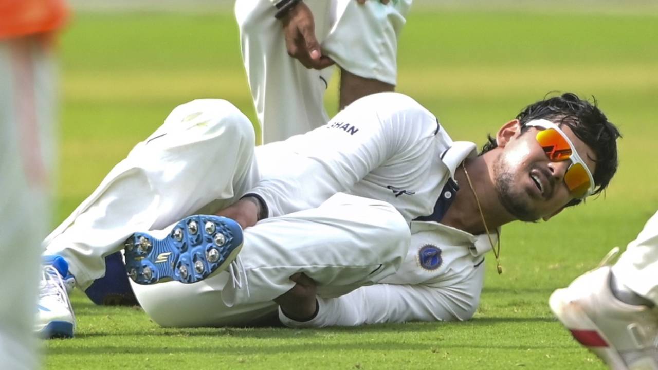 Ishan Kishan hurt himself in the field, Vidarbha vs Jharkhand, Day 3, Ranji Trophy, Nagpur, October 27, 2025