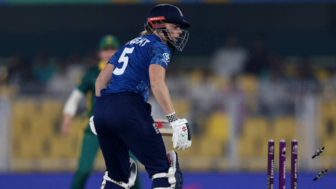 Heather Knight was bowled for a duck, England vs South Africa, Women's World Cup semi-final, Guwahati, October 29, 2025