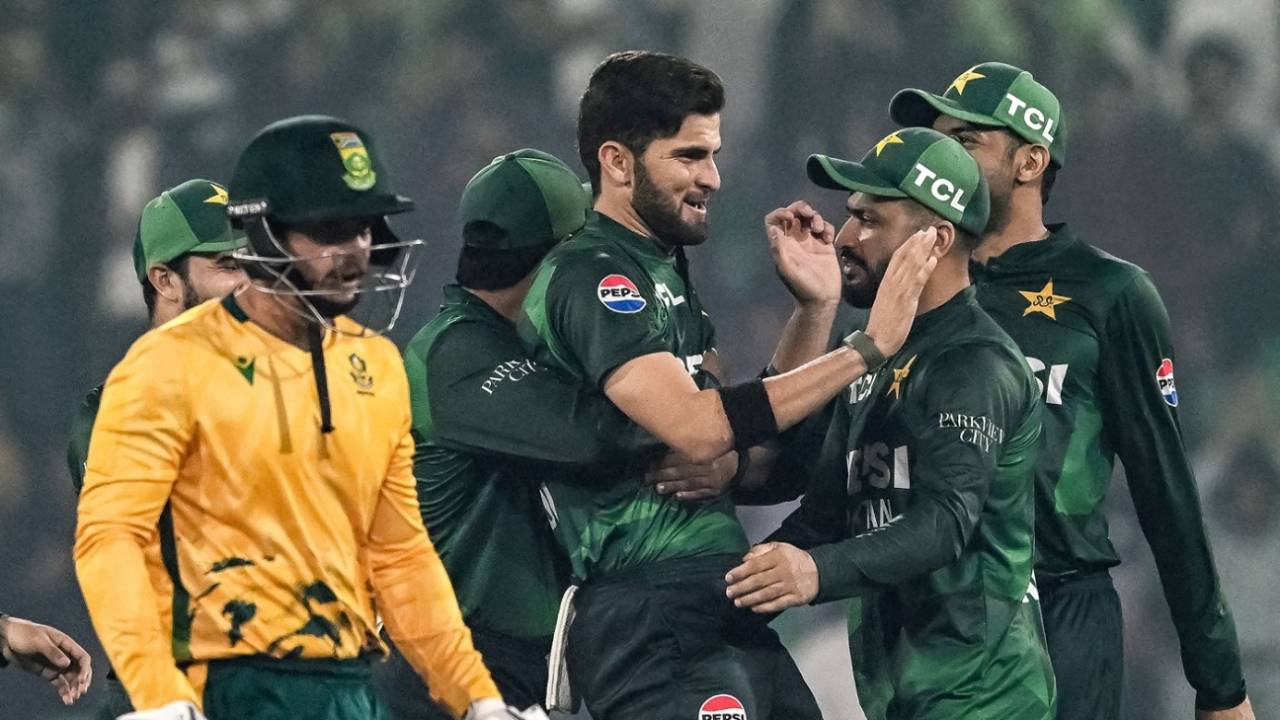 Shaheen Shah Afridi castled Quinton de Kock for a duck, Pakistan vs South Africa, 3rd T20I, Lahore, November 1, 2025