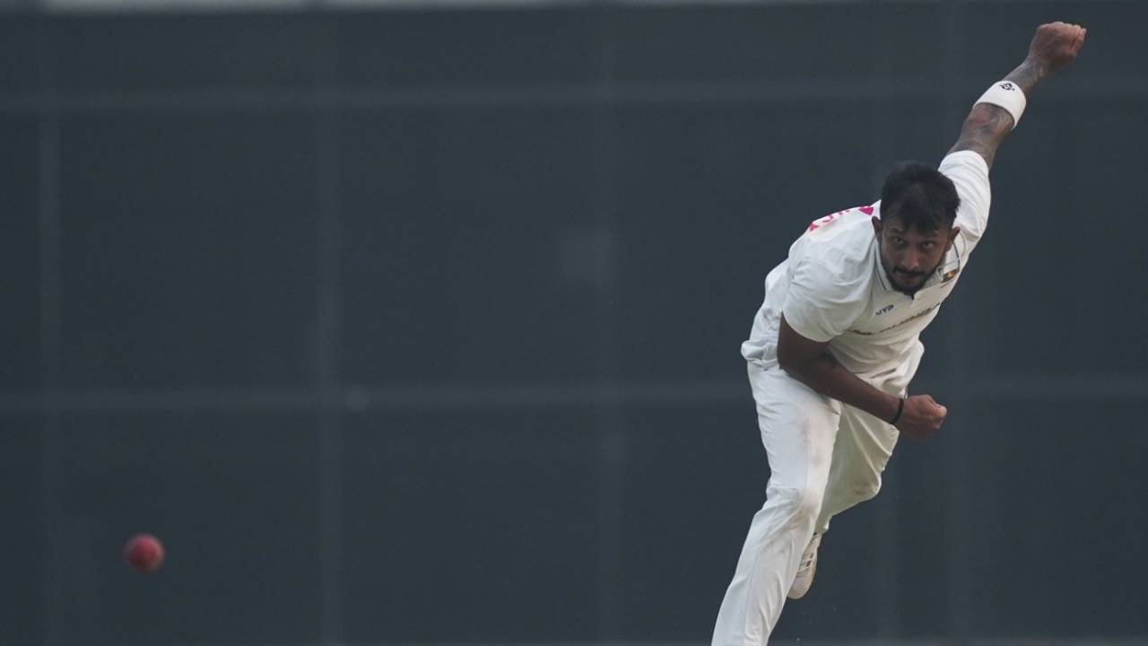 Puneet Datey in action for Puducherry, Delhi vs Puducherry, Ranji Trophy 2025-26, 1st day, Delhi, November 1, 2025