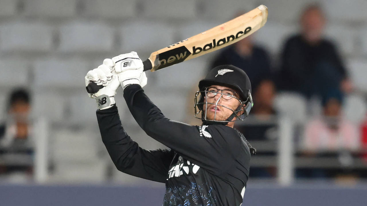Mitchell Santner's cameo at the death kept New Zealand alive, New Zealand vs West Indies, 1st T20I, Auckland, November 5, 2025
