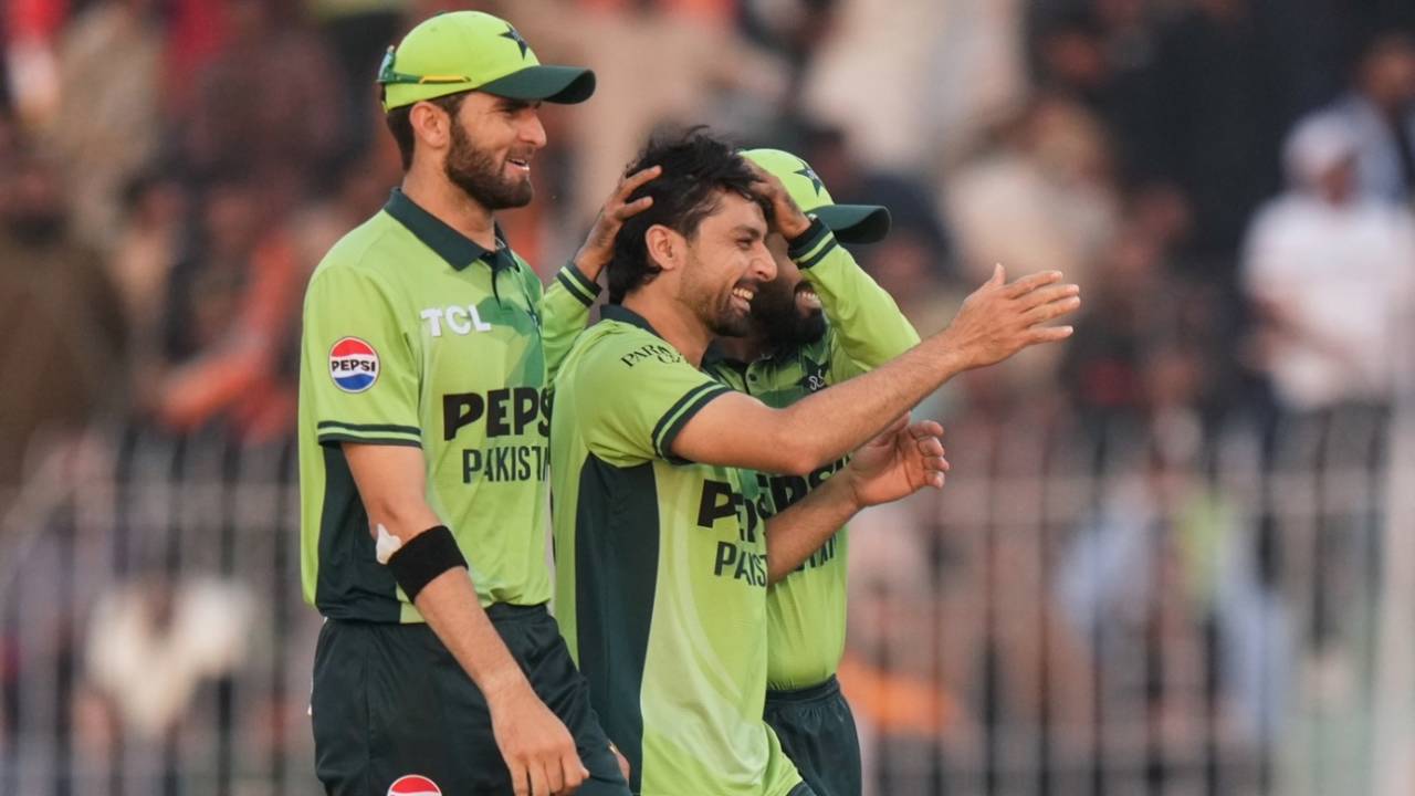 Abrar Ahmed picked four wickets to run through South Africa's middle order, Pakistan vs South Africa, 3rd ODI, Faisalabad, November 8, 2025
