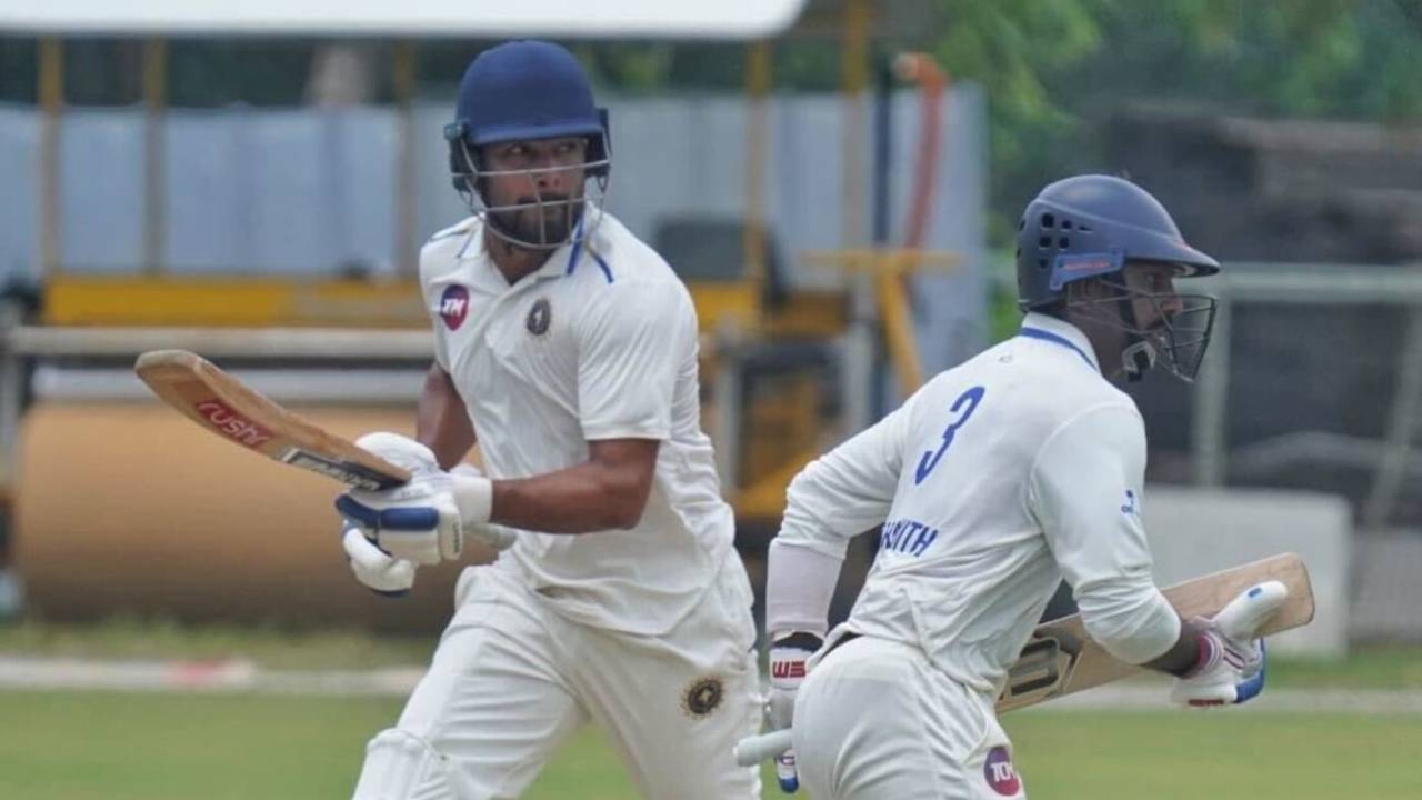 Rohan Kunnummal and Baba Aparajith run between the wickets, Kerala vs Saurasthra, Ranji Trophy, 2nd day, Mangalapuram, November 9, 2025