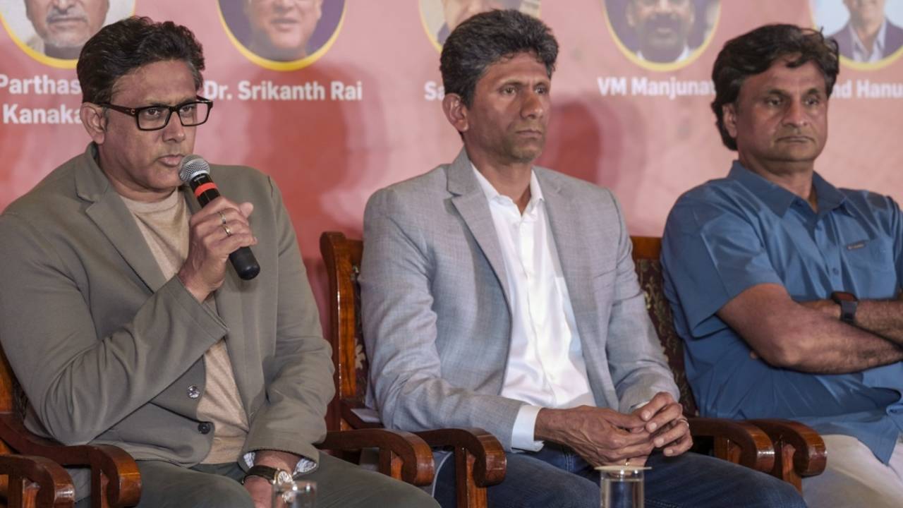 Anil Kumble, Venkatesh Prasad and Javagal Srinath address the media, Bengaluru, November 11, 2025