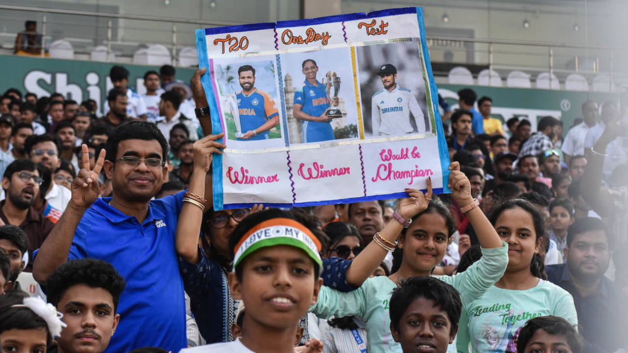 Kolkata fans hope Shubman Gill follows the footsteps of Rohit Sharma and Harmanpreet Kaur, India vs South Africa, 1st Test, Kolkata, 2nd day, November 15, 2025