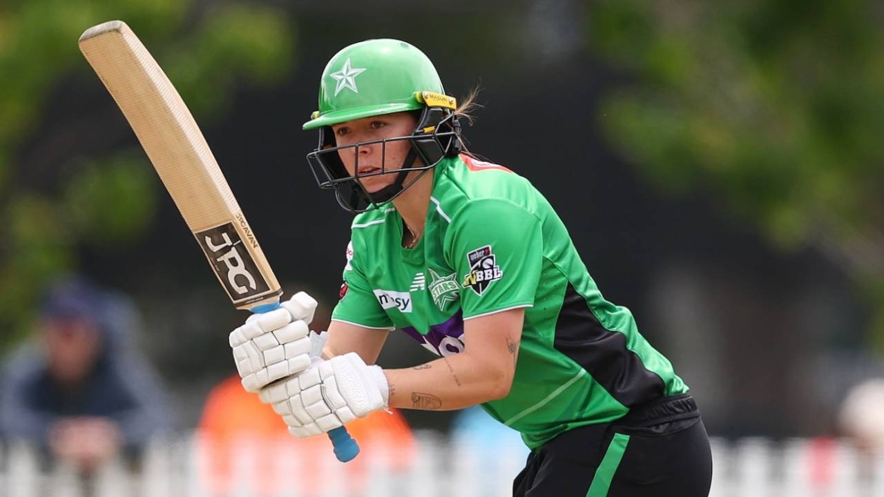 Rhys McKenna flicks the ball, Melbourne Renegades vs Melbourne Stars, WBBL, Melbourne, November 16, 2025