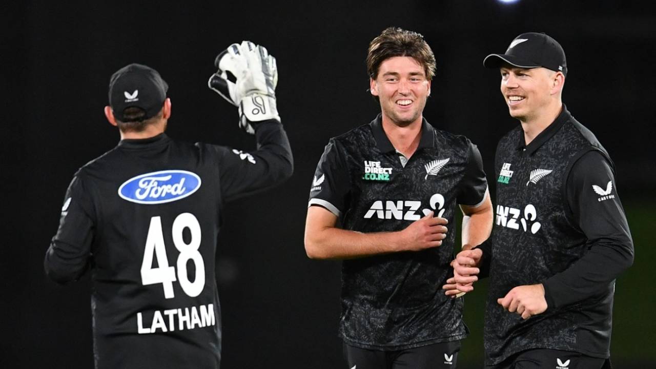 Zak Foulkes removed West Indies captain Shai Hope, New Zealand vs West Indies, 1st ODI, Christchurch, November 16, 2025