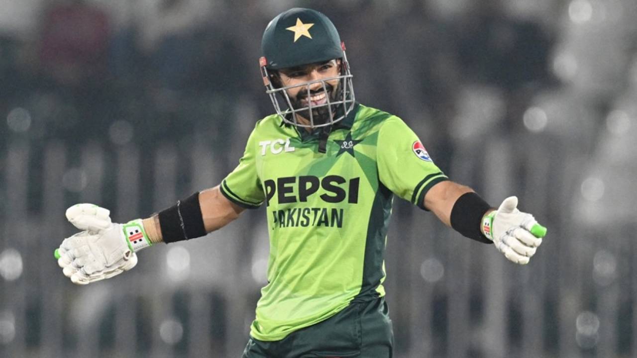 Mohammad Rizwan celebrates his fifty, Pakistan vs Sri Lanka, 3rd ODI, Rawalpindi, November 16, 2025