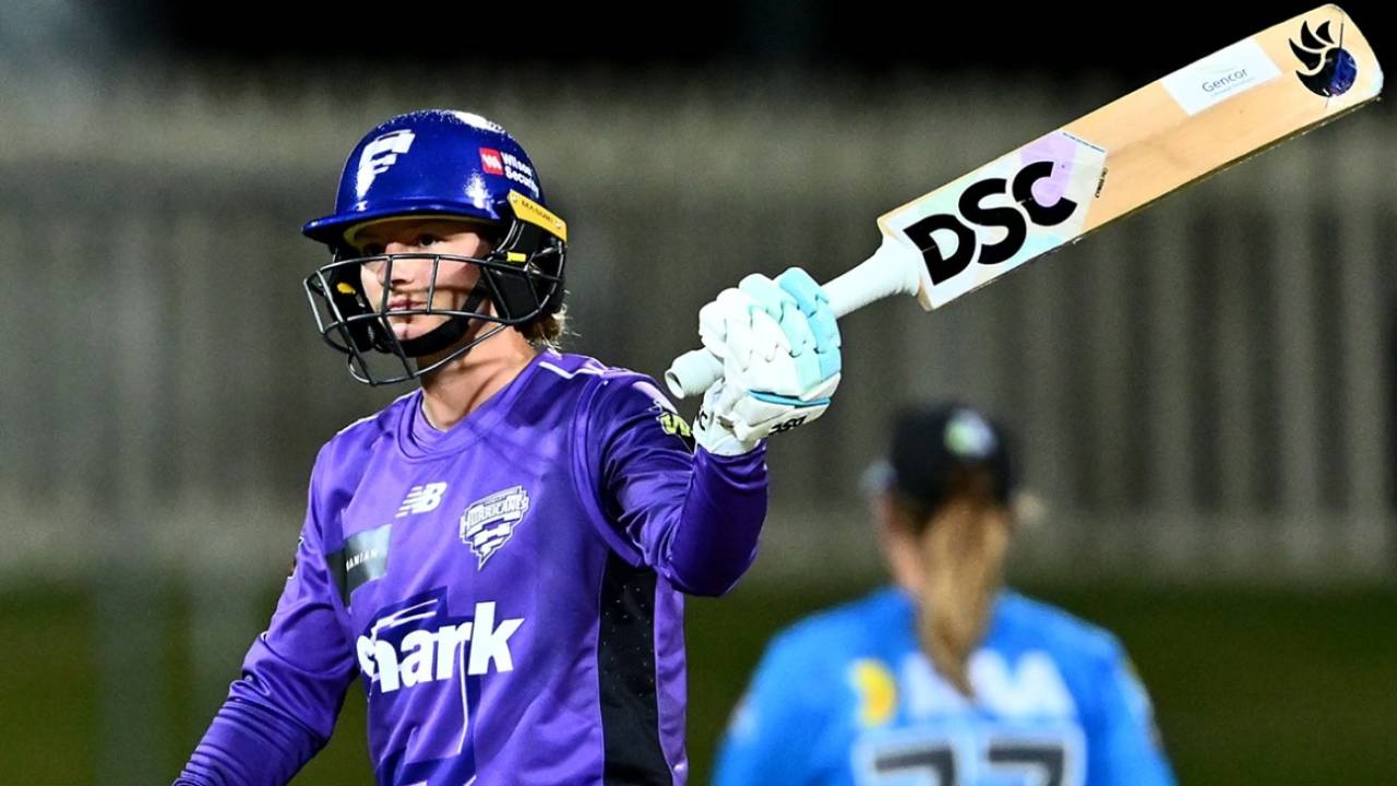 Danni Wyatt-Hodge made 72 not out, Adelaide Strikers vs Hobart Hurricanes, Hobart, WBBL, Nov 18 2025