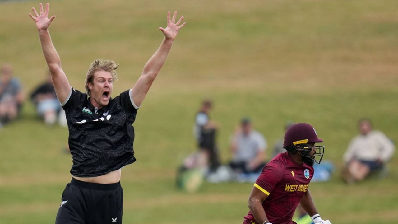 Kyle Jamieson goes up in appeal, New Zealand vs West Indies, 2nd ODI, Napier, November 19, 2025