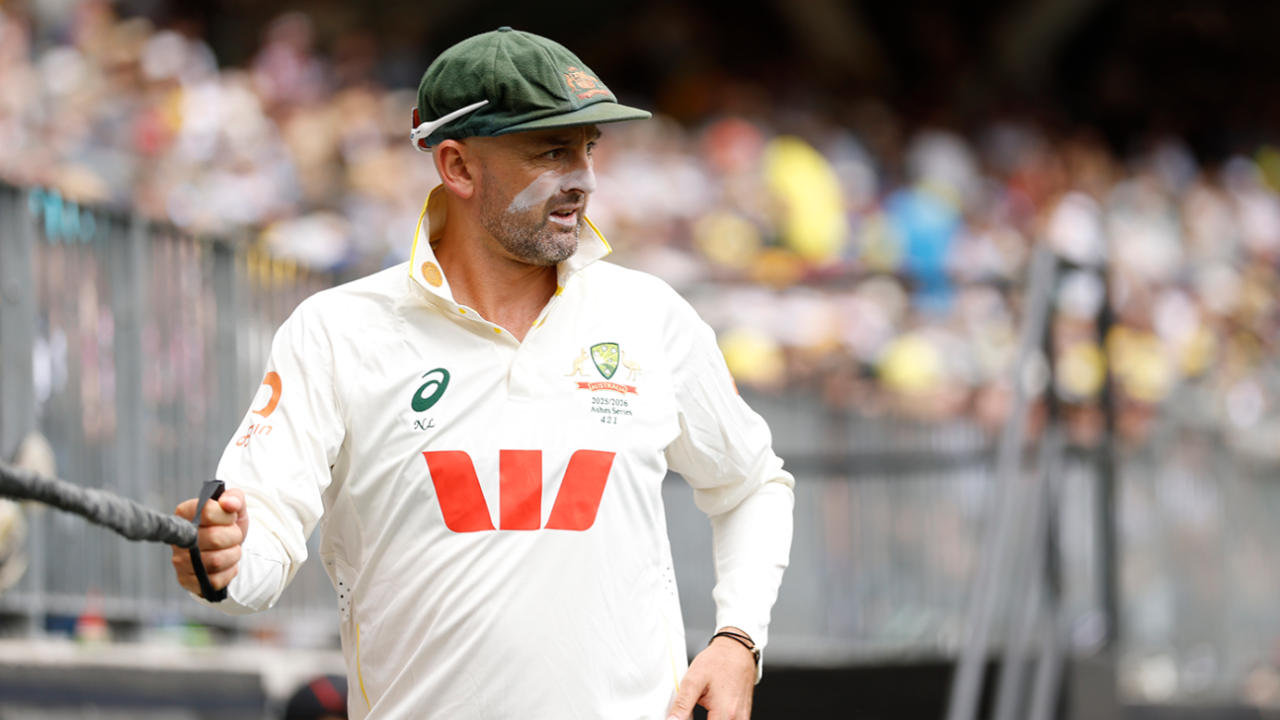 Nathan Lyon was battling a hip problem after being struck while batting, Australia vs England, 1st Test, The Ashes, Perth Stadium, November 22, 2025
