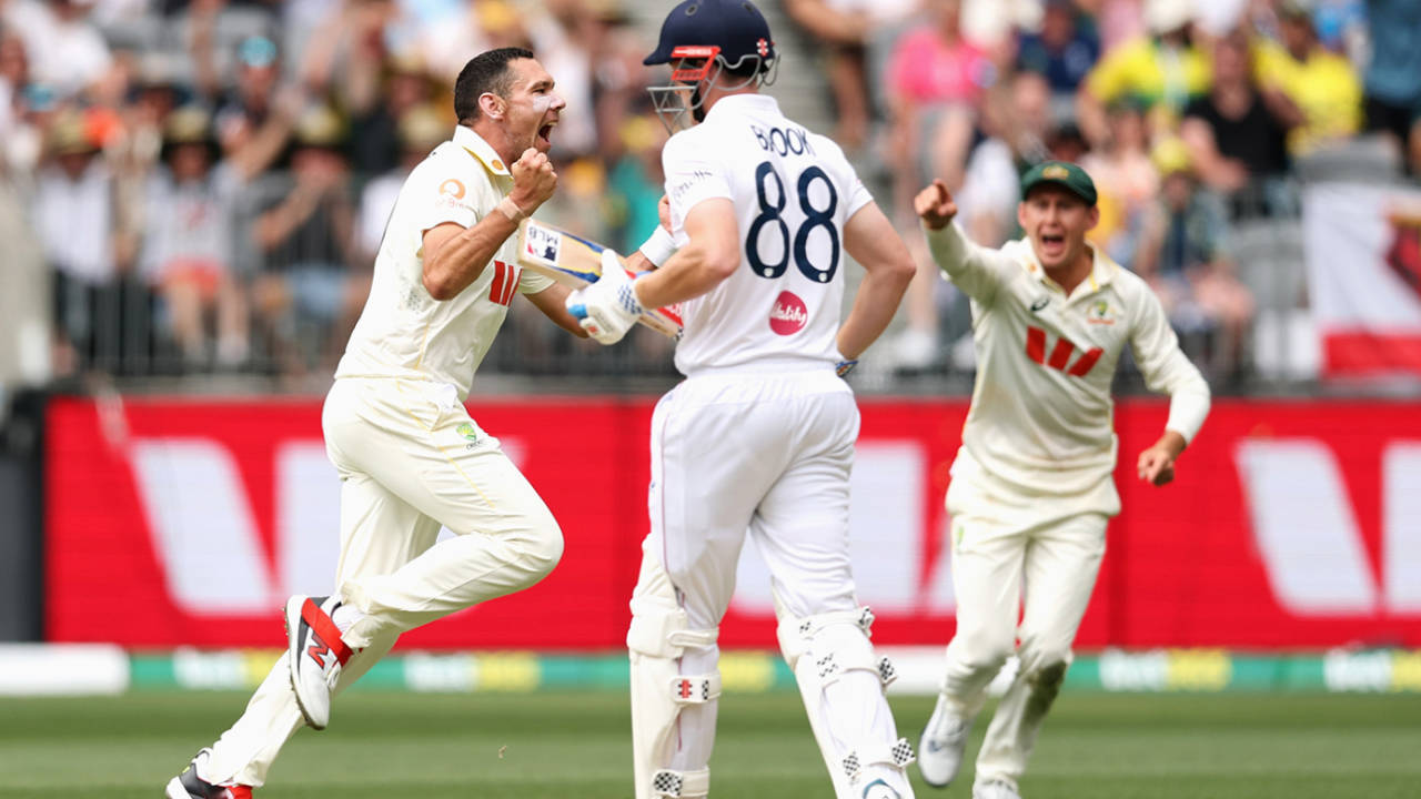Scott Boland picked up three wickets in the space of 11 balls, Australia vs England, 1st Test, The Ashes, Perth Stadium, November 22, 2025