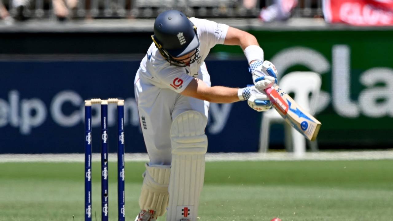 Ollie Pope is lbw to Cameron Green, Australia vs England, 1st Test, 1st day, The Ashes, Perth Stadium, November 21, 2025