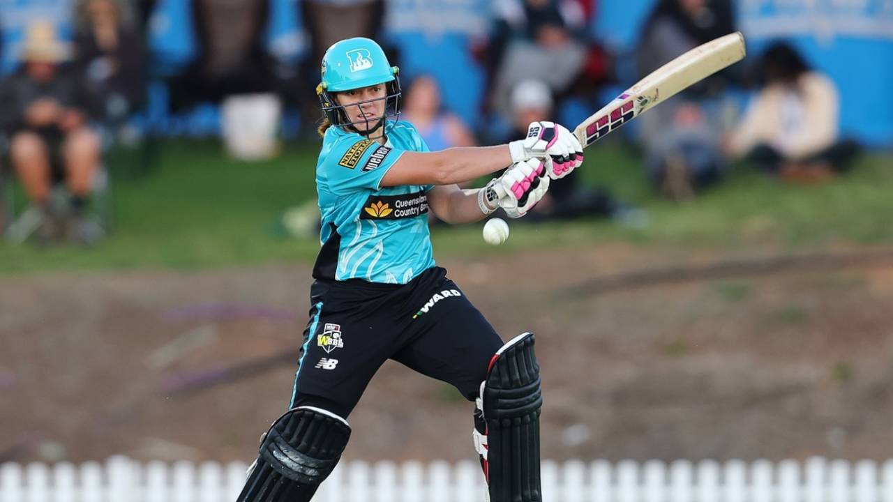 Nadine de Klerk crashed 25 off nine balls, Adelaide Strikers vs Brisbane Heat, WBBL 2025-26, Adelaide, November 25, 2025