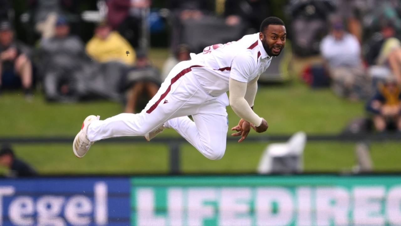 Ojay Shields bowls on debut, New Zealand vs West Indies, 1st Test, Day 1, Christchurch, December 2, 2025