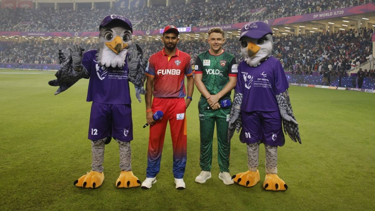 Dasun Shanaka and Sam Curran with the ILT20 mascots at the toss, Dubai Capitals vs Desert Vipers, ILT20 2025-26, Dubai, December 2, 2025