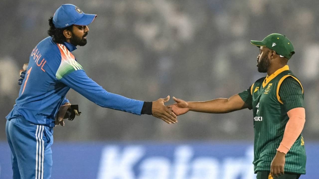 KL Rahul and Temba Bavuma shake hands after the match, India vs South Africa, 2nd ODI, Raipur, December 3, 2025