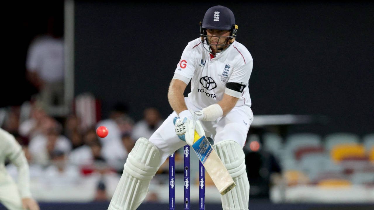 Joe Root brought out his scoop shot in a crucial last-wicket stand, Australia vs England, 2nd Test, Brisbane, December 4, 2025