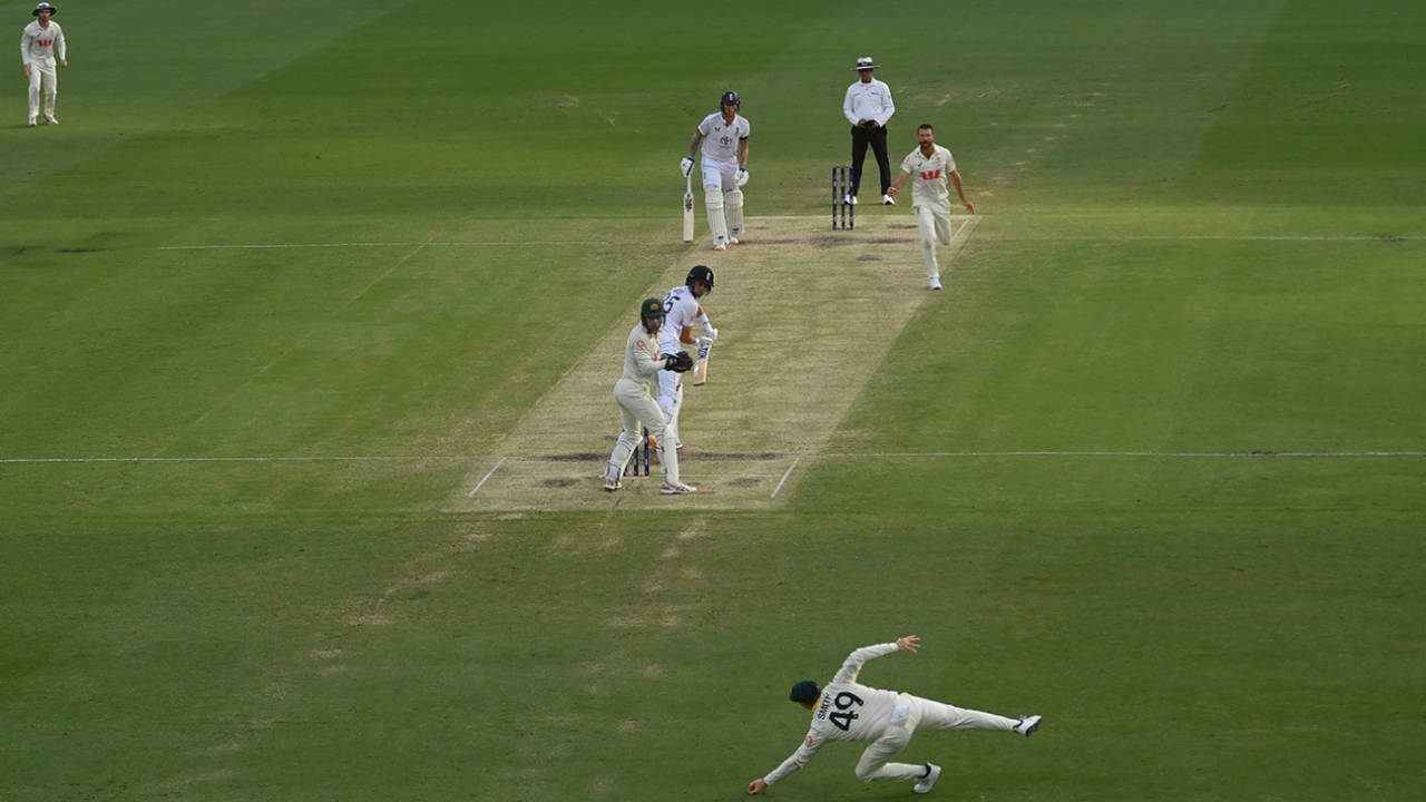 Steven Smith scoops up a low catch off Will Jacks, Australia vs England, 2nd Test, Brisbane, 3rd day, December 7, 2025