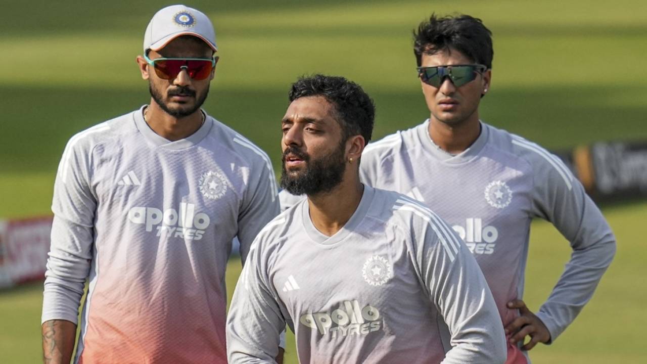 Varun Chakravarthy bowls as Axar Patel and Abhishek Sharma look on, Cuttack, December 8, 2025