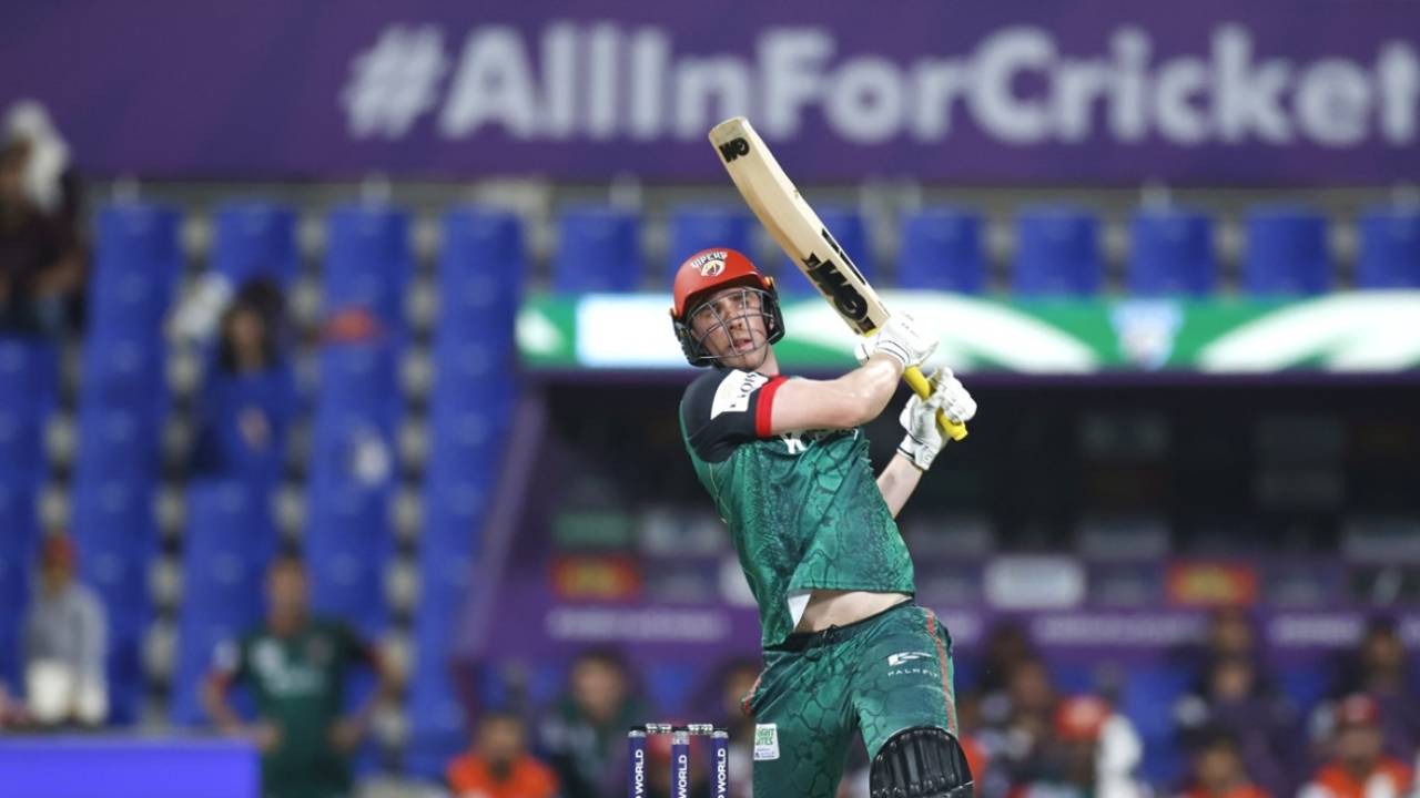 Dan Lawrence goes on the attack, Desert Vipers vs MI Emirates, ILT20, December 9, 2025