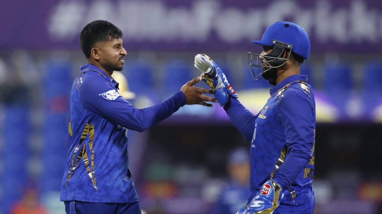 Kamindu Mendis took three wickets in his three overs, Abu Dhabi Knight Riders vs MI Emirates, ILT20, Abu Dhabi, December 11, 2025