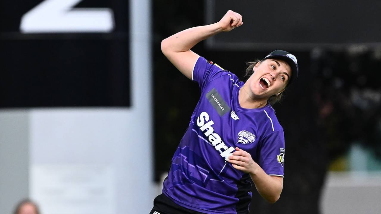 Nat Sciver-Brunt is overjoyed after taking a catch, Hobart Hurricanes vs Perth Scorchers, WBBL final, Hobart, December 13, 2025