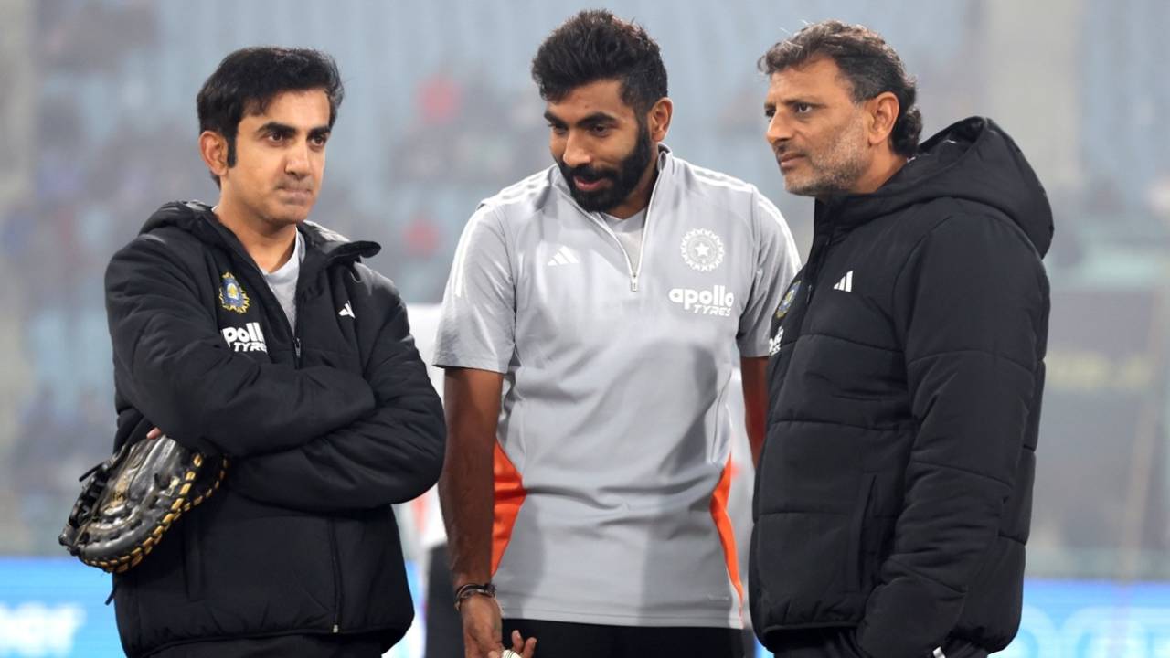 Gautam Gambhir, Jasprit Bumrah and Sitanshu Kotak in conversation, India vs South Africa, 4th T20I, Lucknow, December 17, 2025