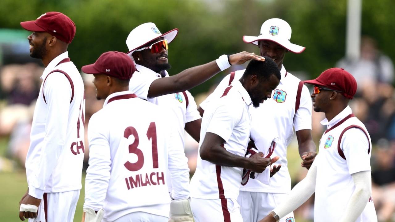 Anderson Phillip picked up a couple of quick wickets in the second session, New Zealand vs West Indies, 3rd Test, Mount Maunganui, 2nd day, December 19, 2025