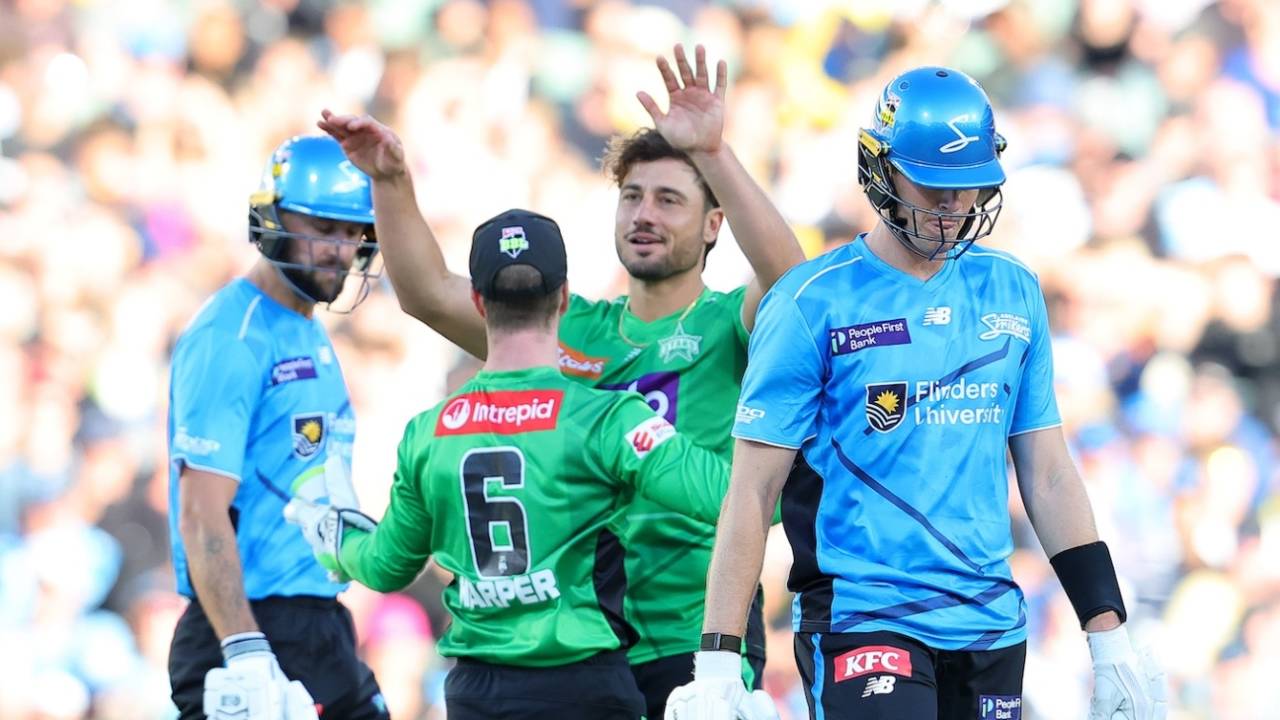 Marcus Stoinis sent back Liam Scott, Adelaide Strikers vs Melbourne Stars, BBL, Adelaide, December 23, 2025