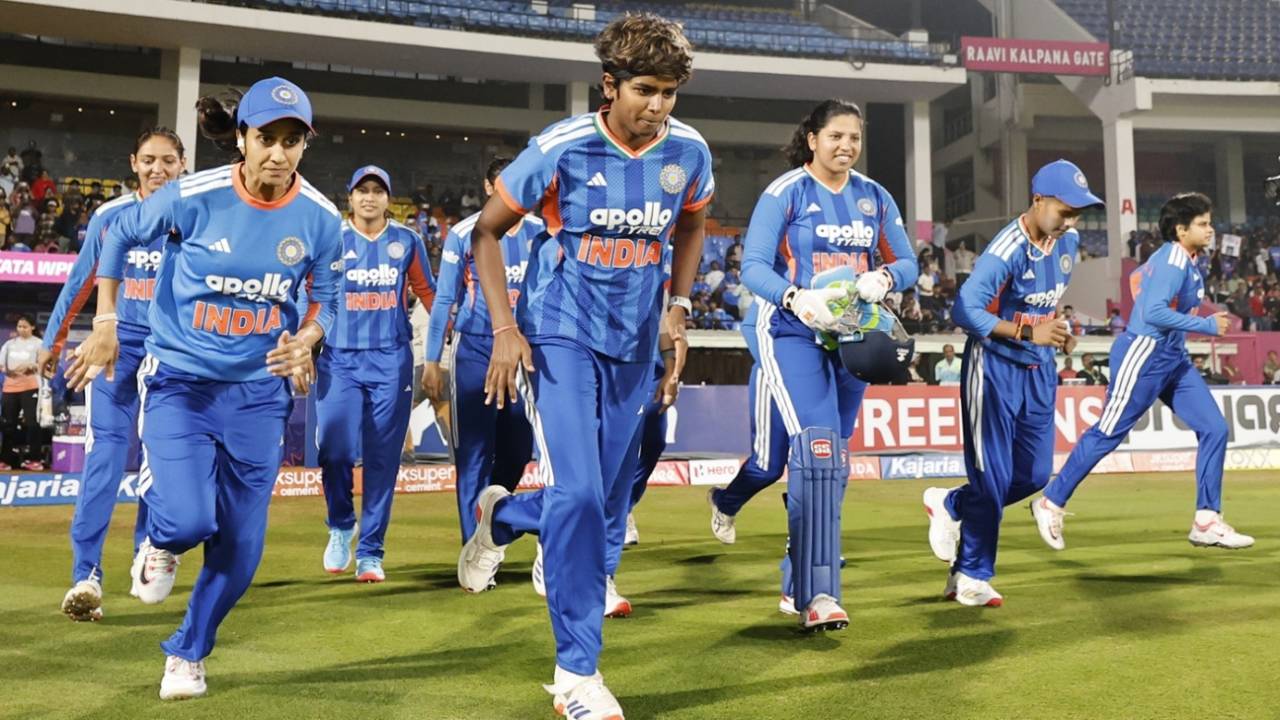 India charge out on the field, India vs Sri Lanka, 2nd Women's T20I, Visakhapatnam, December 23, 2025