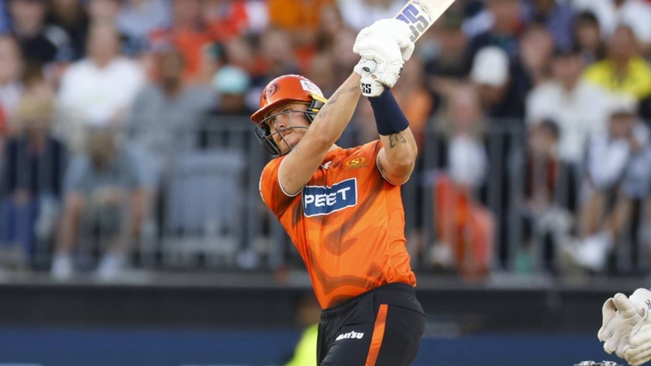 Finn Allen hit three fours and three sixes in his 43, Perth Scorchers vs Hobart Hurricanes, BBL 2025-26, Perth, December 26, 2025