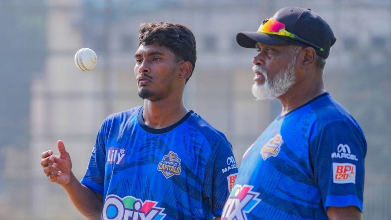 Maruf Mridha and Mahbub Ali Zaki during a practice session, BPL, December 2025