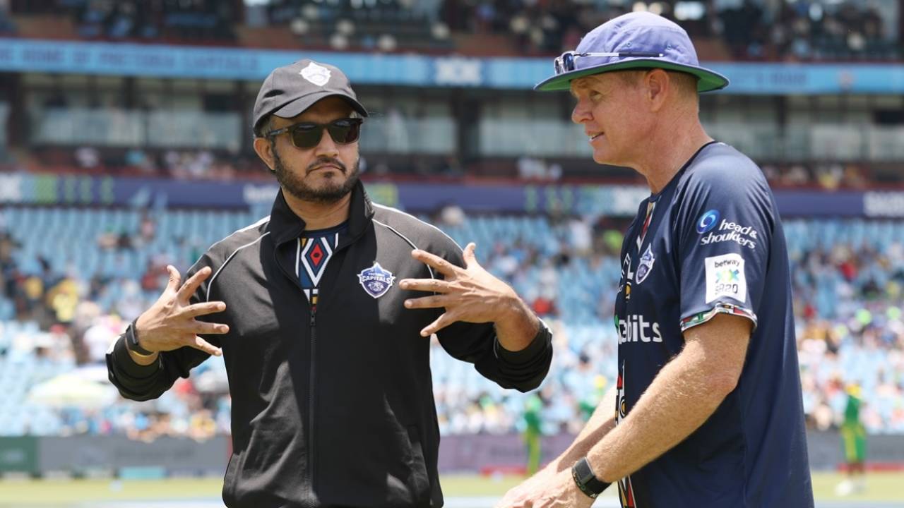 Pretoria Capitals coaches Sourav Ganguly and Shaun Pollock chat ahead of the match, Pretoria Capitals vs Joburg Super Kings, SA20 2025-26, Centurion, December 27, 2025