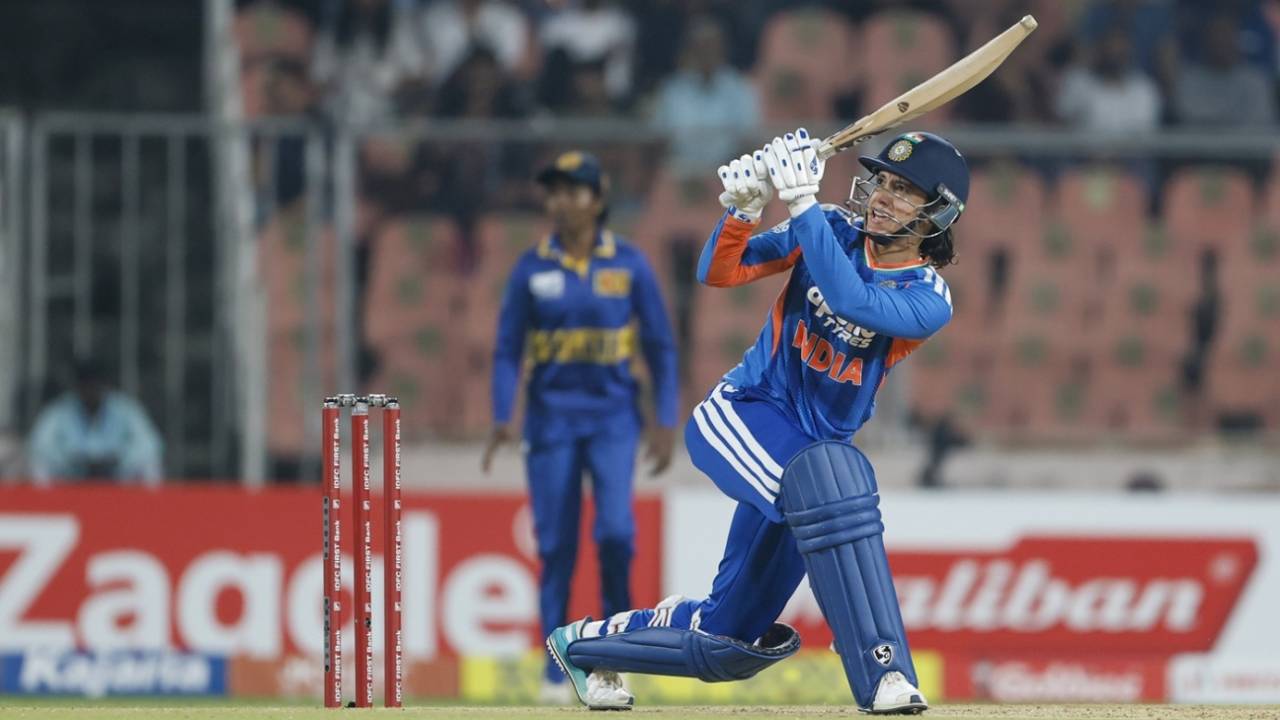 Smriti Mandhana swats a maximum, India vs Sri Lanka, 4th Women's T20I, Thiruvananthapuram, December 28, 2025