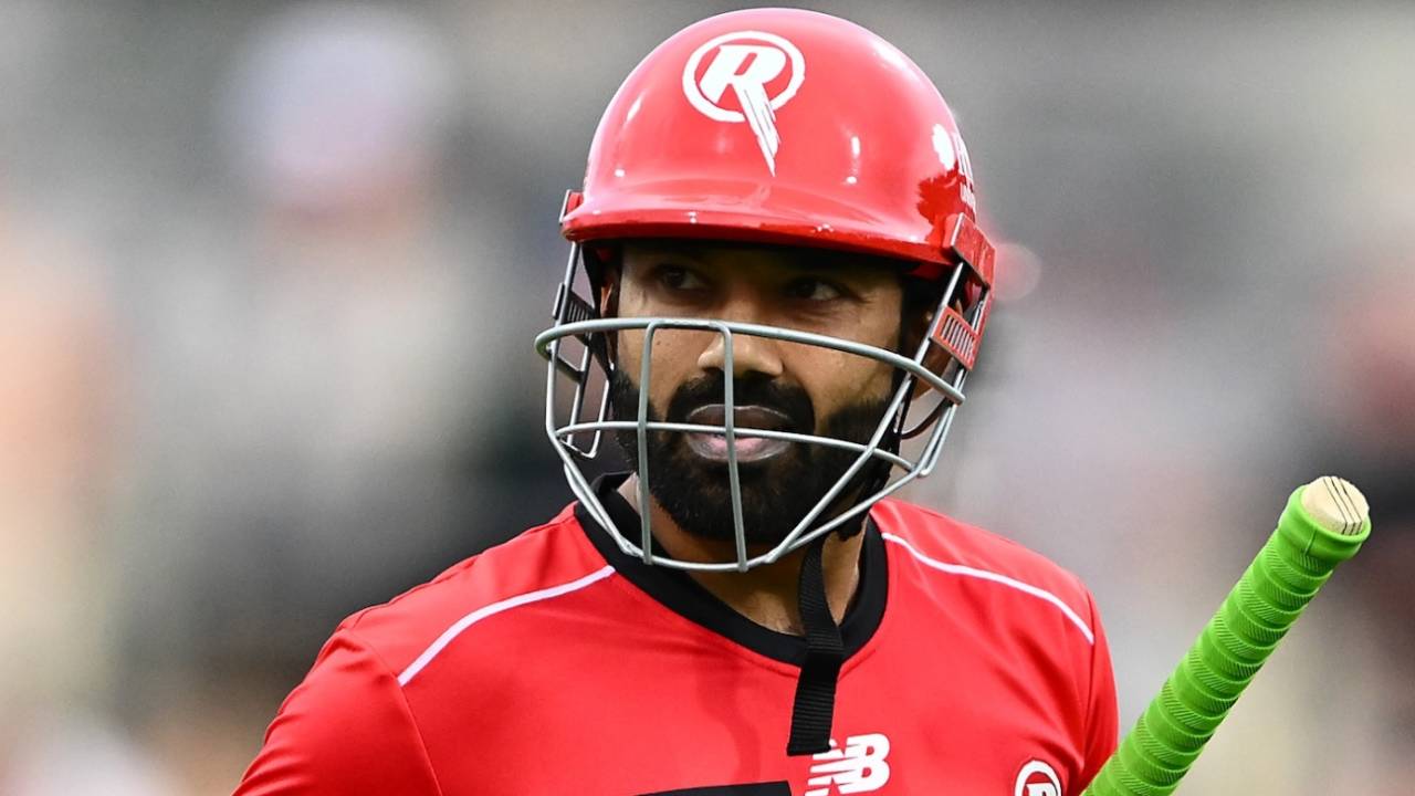 Mohammad Rizwan walks back, Hobart Hurricanes vs Melbourne Renegades, BBL, Hobart, December 29, 2025