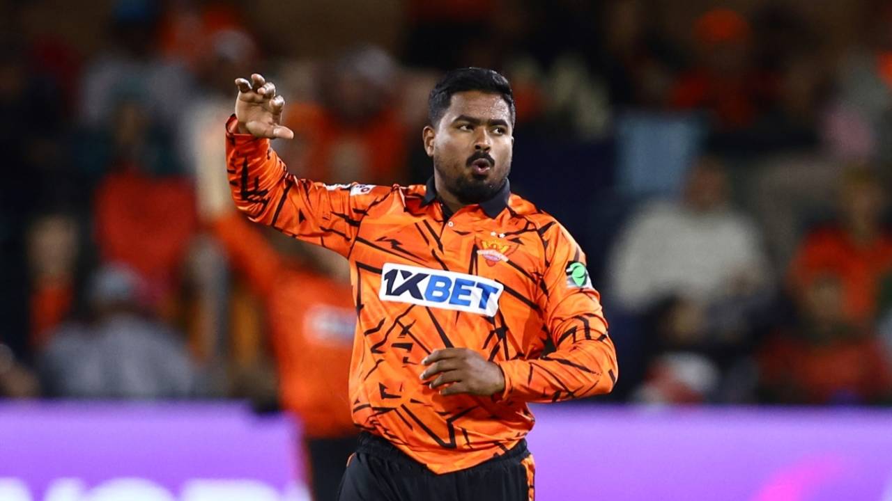 Tharindu Ratnayake bowled a miserly middle-overs spell, Sunrisers Eastern Cape vs Pretoria Capitals, SA20 2025-26, Gqeberha, December 29, 2025
