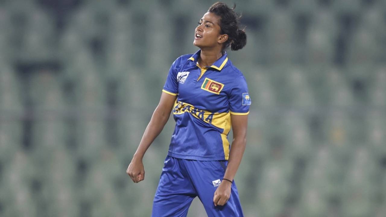 Rashmika Sewwandi cleaned up Harleen Deol, India vs Sri Lanka, 5th Women's T20I, Thiruvananthapuram, December 30, 2025