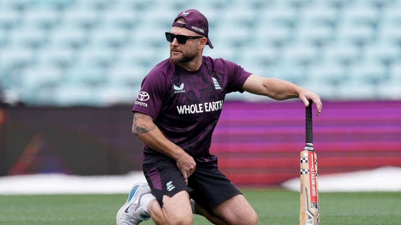 Brendon McCullum takes a break, Australia vs England, 5th Test, Sydney, January 2, 2026