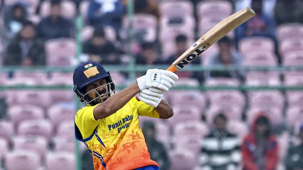 Ruturaj Gaikwad looks to swing one away, Maharashtra vs Mumbai, Vijay Hazare Trophy 2025-26, Jaipur, January 3, 2026