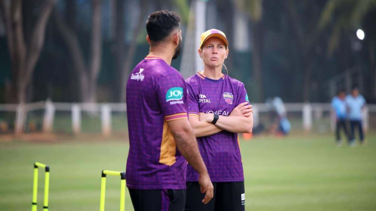 Abhishek Nayar and Meg Lanning have a chat, Navi Mumbai, January 4, 2026