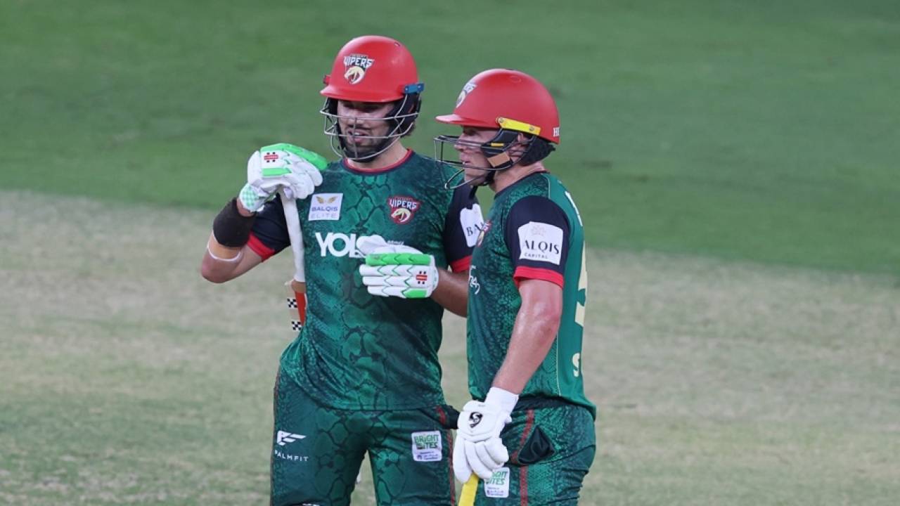 Max Holden and Sam Curran stitched an important partnership for the third wicket, Desert Vipers vs MI Emirates, ILT20, final, Dubai, January 4, 2026