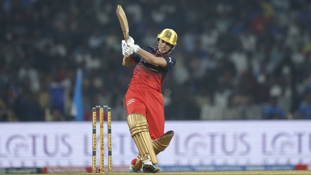 Smriti Mandhana goes downtown, Mumbai Indians vs Royal Challengers Bengaluru, WPL, Navi Mumbai, January 9, 2026