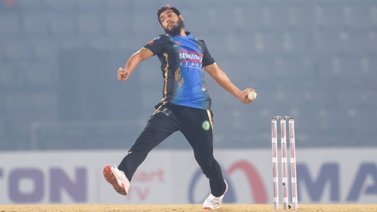 Mrittunjoy Chowdhury took a hat-trick to wrap the innings, Noakhali Express vs Rangpur Riders, BPL, Sylhet, January 9, 2026