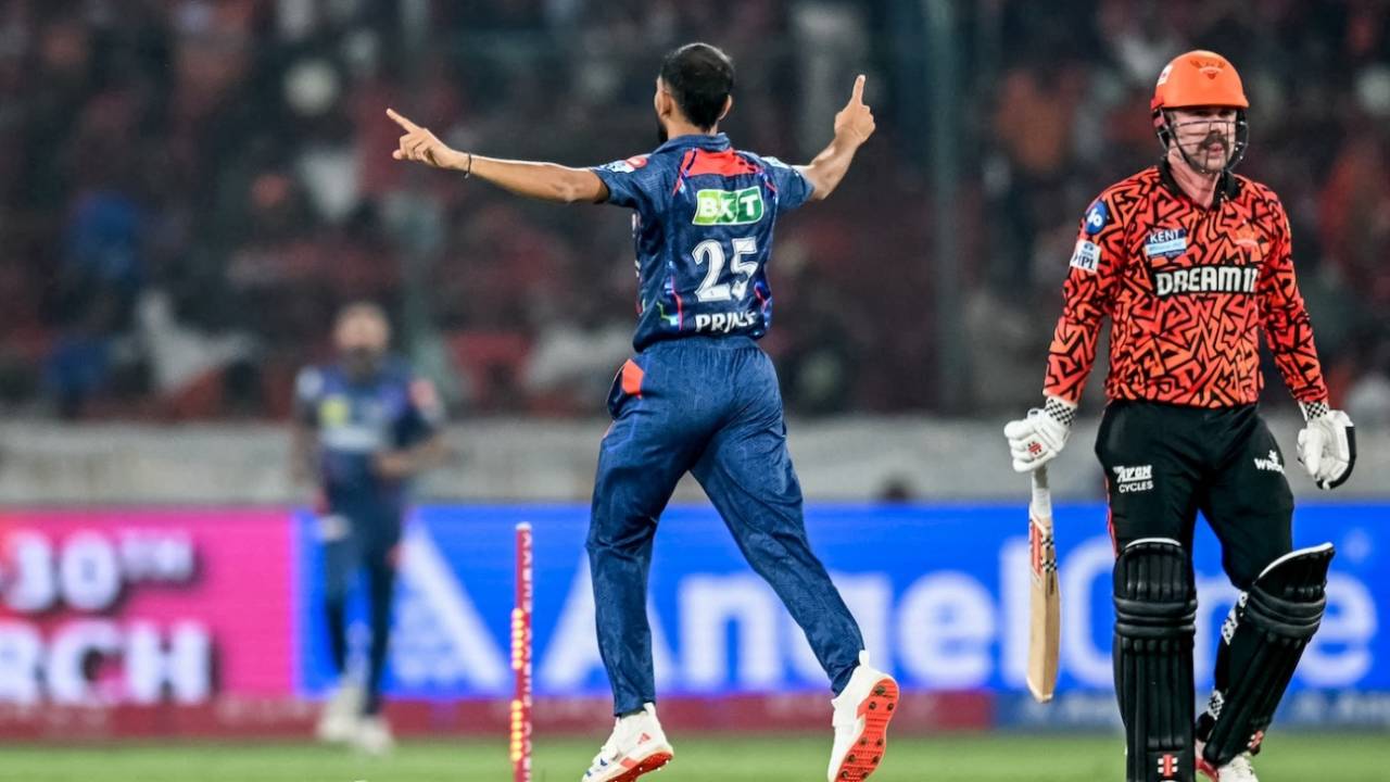 Prince Yadav knocks Travis Head over, Sunrisers Hyderabad vs Lucknow Super Giants, IPL 2025, Hyderabad, March 27, 2025