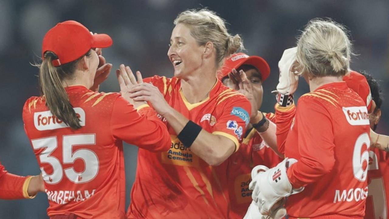 Sophie Devine took two wickets in the final over to seal victory, Delhi Capitals vs Gujarat Giants, WPL 2026, Mumbai, January 11, 2026